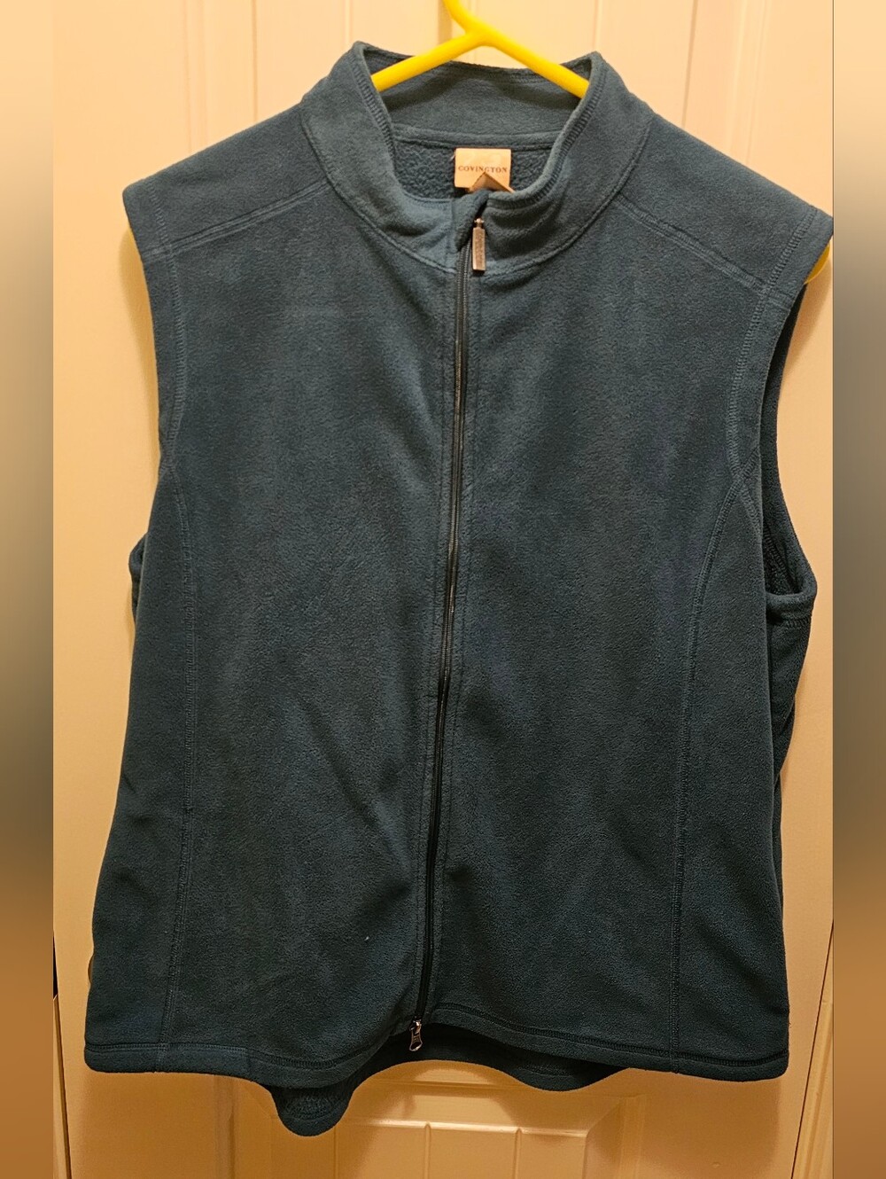 Covington Women's Zip-Up Fleece Vest in Teal w/pockets.  XL